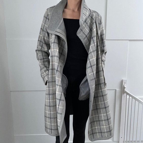 Babaton Wool Coat - Picture 5 of 7